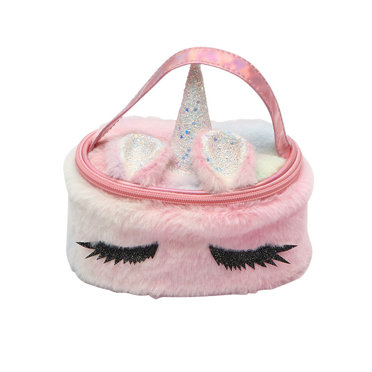 Họa tiết hộp bút hoạt hình có ảnh hưởng đến việc học của trẻ không?